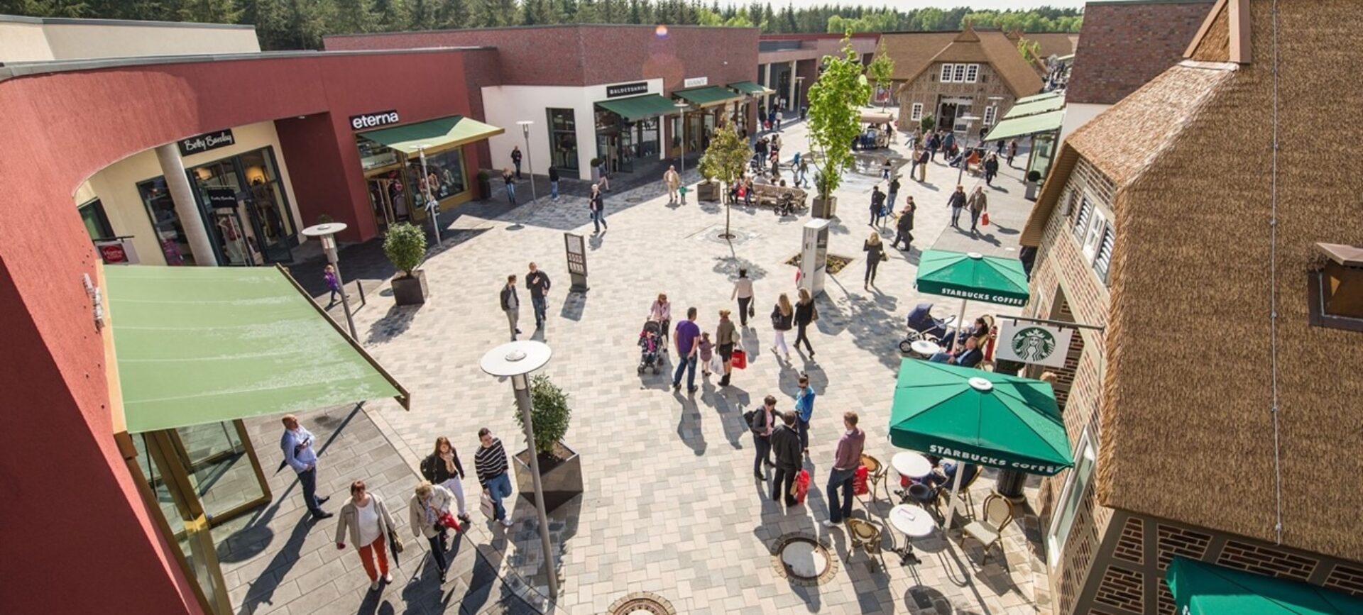 faux village