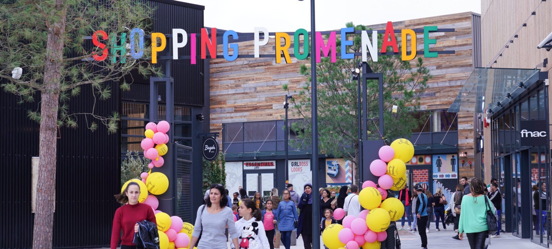 Shopping-Promenade_ARLES